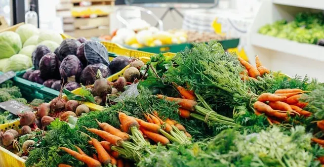 photo  des légumes tout bios, tout frais, au local des bios du loir.  &copy;  emmanuelle bezieres 