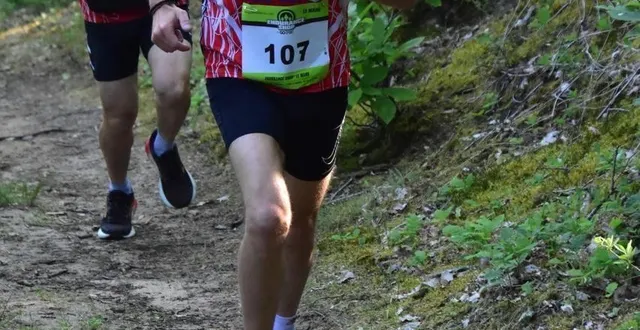 photo  manu cormier a pris la tête peu après le 1er kilomètre pour creuser des écarts conséquents  &copy;  arnaud laviolette 