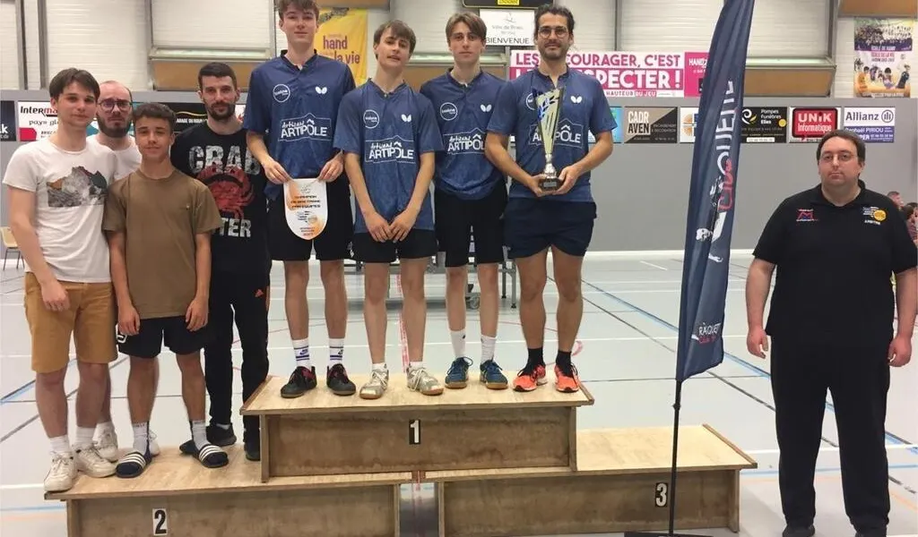 Tennis de table. Titres régionaux par équipes Plescop, Guiclan et