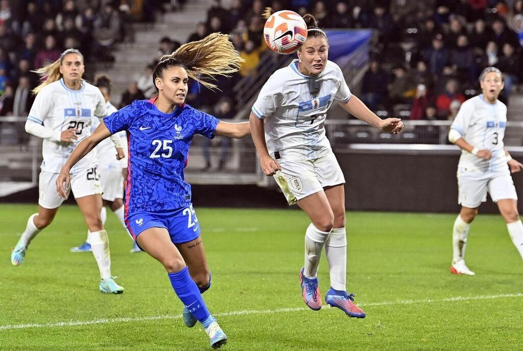 Équipe De France Féminine Qui Sont Les 26 Bleues Sélectionnées Par Hervé Renard Pour Le 