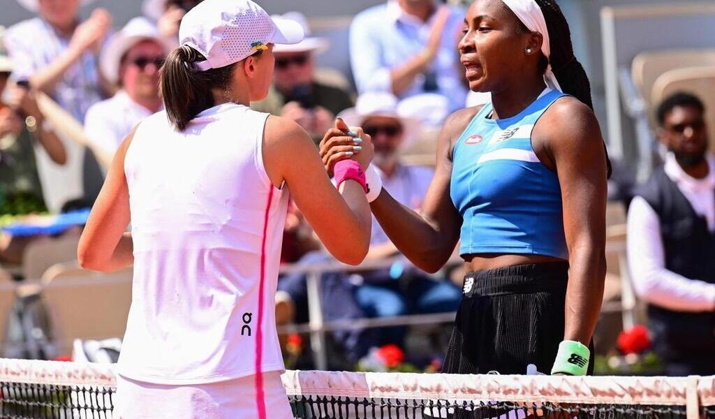 Roland-Garros. Toujours Aussi Facile, Iga Swiatek écarte Coco Gauff Et ...