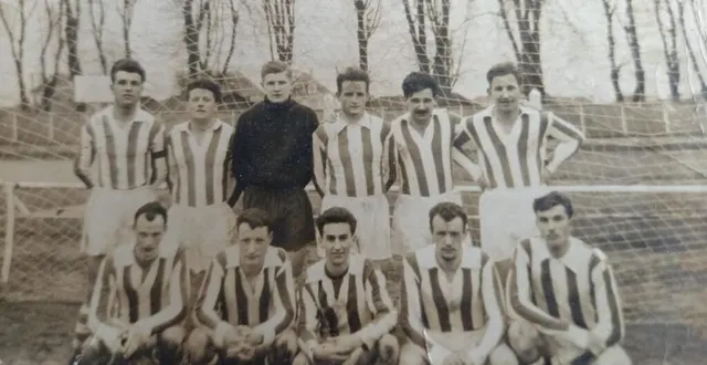 photo  en 1961-1962, le fc écouché s’était classé 3e du championnat de première division.  &copy;  dr 