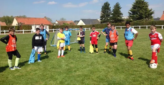 photo  les plus jeunes auront leur match tout comme les seniors.  &copy;  le maine libre 