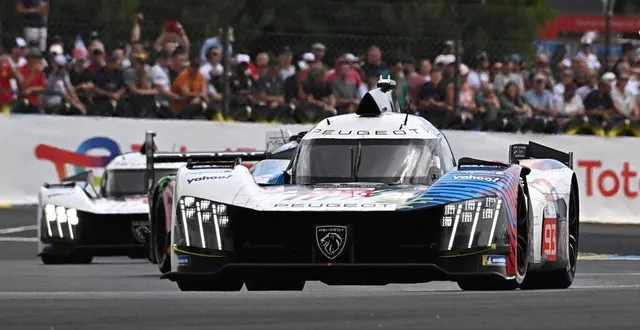 photo  la peugeot n°93 est sortie de piste sous régime de safety car.  &copy;  photo : franck dubray / ouest france 