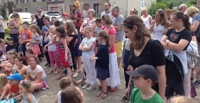 photo  à la fête de la musique de ségrie-fontaine, en 2022.  &copy;  archives ouest-france 