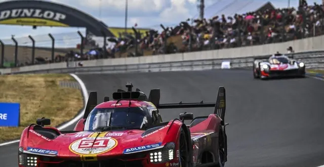 photo  la ferrari n° 51 (alessandro pier guidi / james calado / antonio giovinazzi) s’est imposée devant la toyota n° 8 (sébastien buemi / brendon hartley / ryo hirakawa).  &copy;  le maine libre – denis lambert 