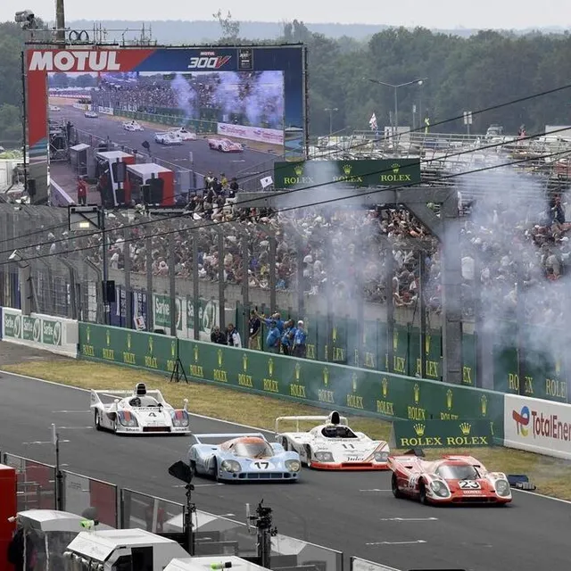 photo les légendes  des 24 heures du mans.  ©  marc ollivier / ouest-france