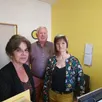 photo le maire francis boussion, avec katia daguenet (à g.) et edwige carreau qui lui succède.