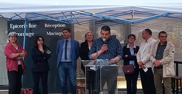 photo  yannick coulbault a remercié ses clients de leur fidélité.  &copy;  ouest-france 