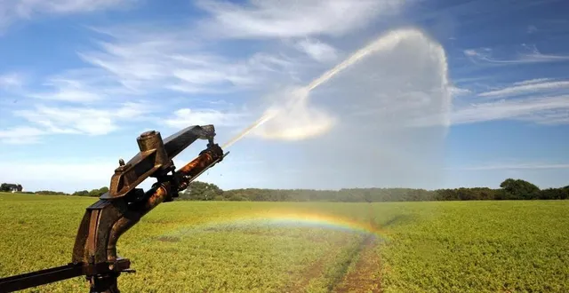 photo  dimanche 11 juin 2023, en raison de la sécheresse, deux bassins ont été placés en crise par les services de l’état, en sarthe  &copy;  archives ouest-france 