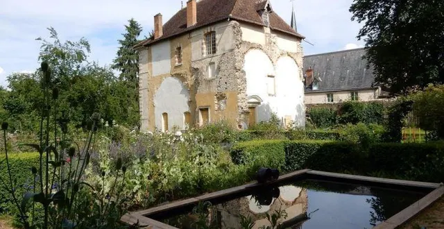 photo  l’association des amis de l’abbaye de tuffé recherche ses artistes pour cet été 2023.  &copy;  abbaye de tuffé 
