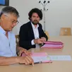 photo  gilles grimaud (à gauche), président d’anjou bleu communauté, et matthieu billiard, président de la cci de maine-et-loire, ont paraphé deux conventions mardi 13 juin. 