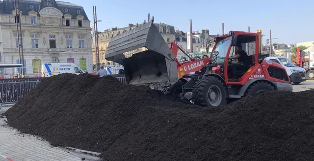 photo  pour faire un jardin, il faut de la terre. beaucoup.  &copy;  ouest-france 