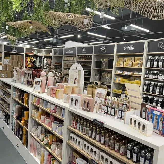 photo l’enseigne fabrique de styles ouvre ce vendredi 16 juin 2023 à cerisé, en périphérie d’alençon (orne).  ©  ouest-france