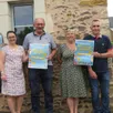 photo (de g. à dr.) hubert toreau, nathalie duluard, conseillers délégués,jacky marchand, maire de trangé, catherine blanchet et pascal jouanny, adjoints annoncent la fête de la musique à trangé samedi 24 juin.