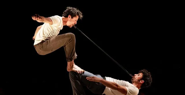 photo  les deux frères ont fondé la compagnie malunés en 2009.  &copy;  kalimba. m 