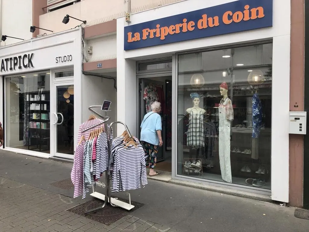 Au printemps, les friperies bourgeonnent à SaintNazaire . Sport
