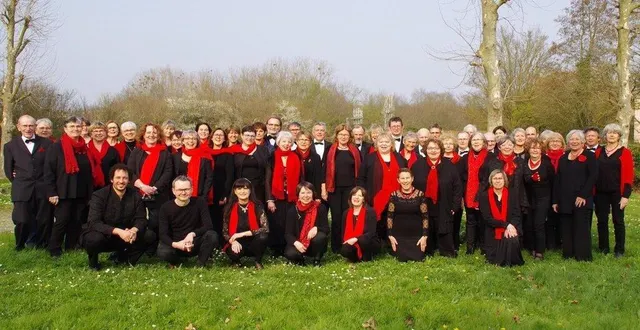 photo  le chœur départemental de la sarthe réunit près de soixante choristes, sopranos, ténors et basses.  &copy;  dre 
