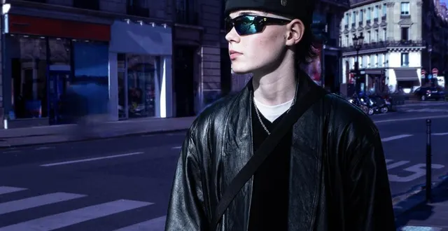 photo  lyloow sera sur la scène b lors de la fête de la musique aux jacobins.   &copy;  louann peltier 