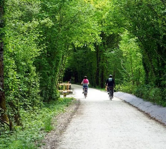 photo les voies vertes du département attirent de nombreux randonneurs et cyclistes.  ©  conseil départemental de l’orne