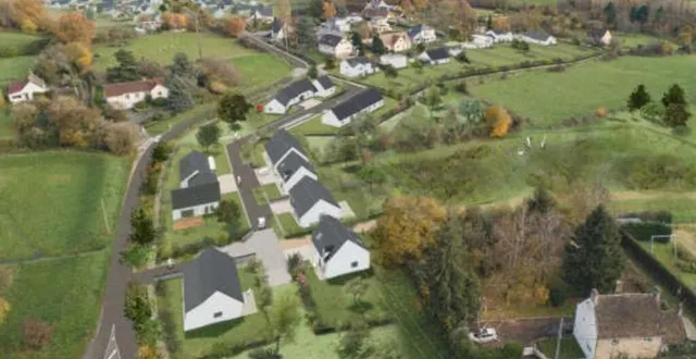 photo  vue aérienne depuis la route de ballon du projet de trois lotissements, 47 lots, proposés le long de la route de l’arpent par nexity, extraite de l’étude d’impact de théma environnement.  &copy;  3a studio architectes & urbanistes 