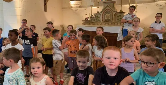 photo  les écoliers ont chanté dans l’église samedi.  &copy;  le maine libre 