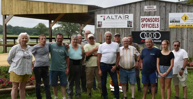 photo  les bénévoles sont à pied d’œuvre pour que les deux réunions hippiques se déroulent sous les meilleurs hospices.  &copy;  le maine libre 