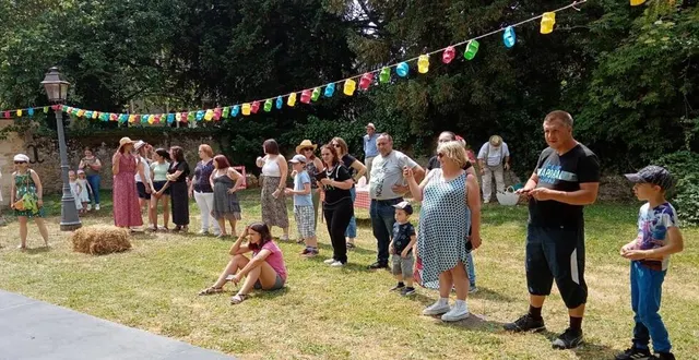 photo  jeux, diverses animations et musique ont rythmé la grande fête de cascade.  &copy;  ouest-france 