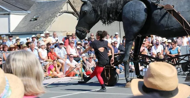 photo  en 2022, il y avait environ 50 000 spectateurs aux affranchis, selon les organisateurs. une forte affluence est espérée pour cette édition anniversaire.  &copy;  archives ouest-france 