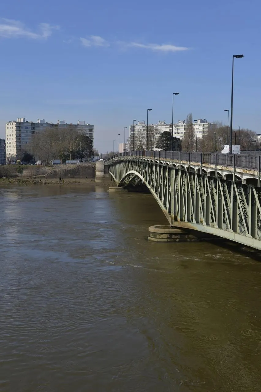 EN IMAGES. À Nantes, le pont de Pirmil était habité, jusqu’à ce qu’il s