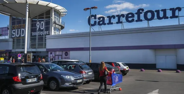photo  un intrus a été découvert dans la nuit de dimanche à lundi dans une réserve de cet hypermarché du mans.  &copy;  archives le maine libre 