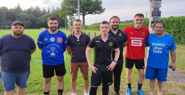 photo  steven westell, coach adjoint, david hermagné, président, david fefeu, vice-président, antoine rabergeau, rémi rougier, nathan jouneaux, vice-président et eric durand, coach.  &copy;  co 