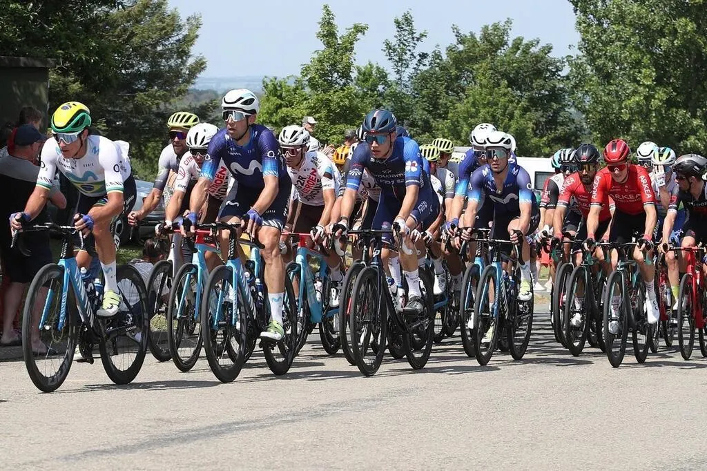 Tour de France. « On est les derniers à le faire », un protocole covid