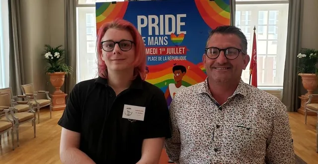 photo  maëlle sky jean, secrétaire de l’association homogène et frédéric davy, président de l’association lm lgbt, préparent la pride de ce samedi 1er juillet 2023.  &copy;  le maine libre 