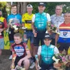 photo  le podium avec les différents vainqueurs aux côtés du président des cyclistes de l’olympique, michel hervieu (à gauche) 