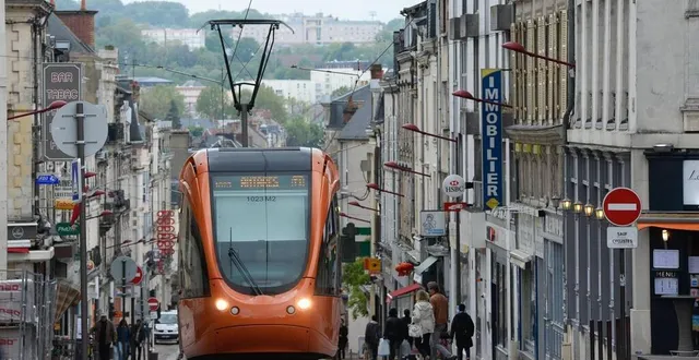 photo  après les dégâts causés par plusieurs incidents au mans et dans la métropole, le syndicat fo setram prône un arrêt total du réseau de transport public à 21 h ce vendredi 30 juin 2023.  &copy;  archives ouest-france 