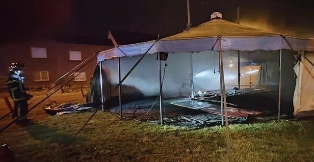 photo  le chapiteau de l’école de cirque mimulus a brûlé dans la nuit du juin au premier juillet à alençon.  &copy;  ouest-france 
