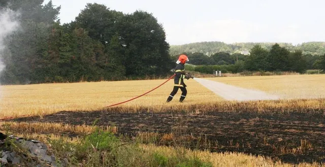 photo  les pompiers sont intervenus dans le secteur des courbes pour un feu de chaume (photo d’illustration)  &copy;  archives 