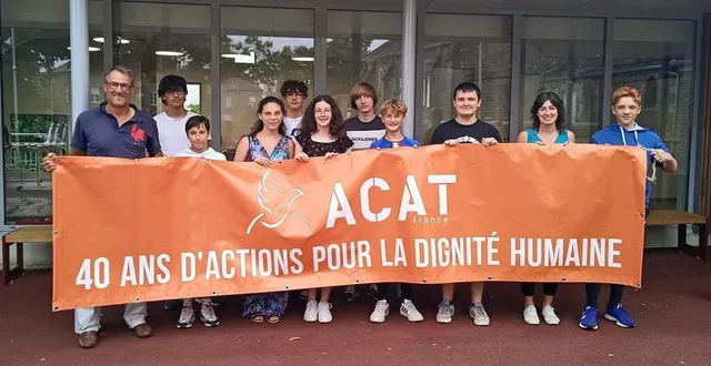 photo  éric ménager, président de l’acat du bocage, a présenté aux parents les détails du camp vélo.  &copy;  ouest-france 