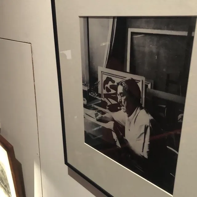 photo fernand léger à sa table de travail, dans les années 1930. l’auteur de la photo est anonyme.  ©  ouest-france