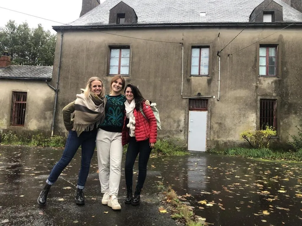 Ciné plein air, contes et énigmes dans l’ancienne cure de Doulon