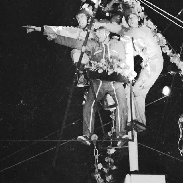 photo les founambules ont clôturé le festival des affranchis, en 1993.  ©  archives ouest-france