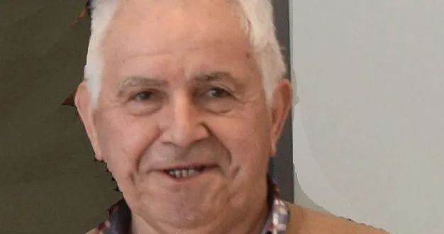 photo  fin mars, andré ravaud a reçu un trophée saluant ses 60 ans à l’harmonie.  &copy;  le maine libre 