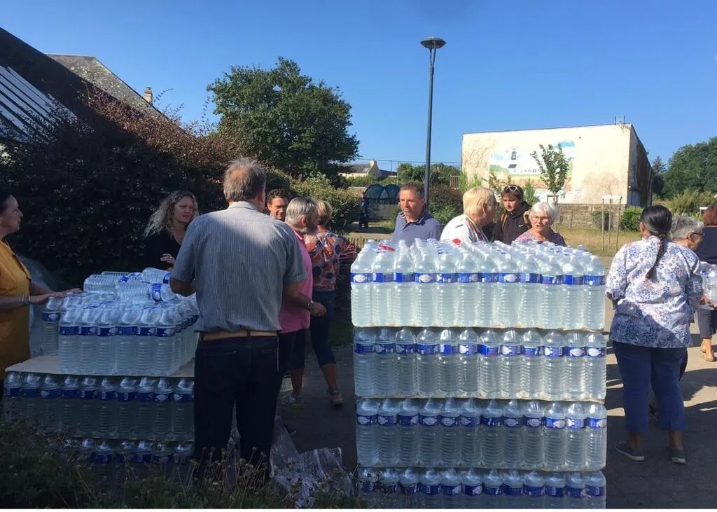 Groix. Des distributions d’eau sur l’île