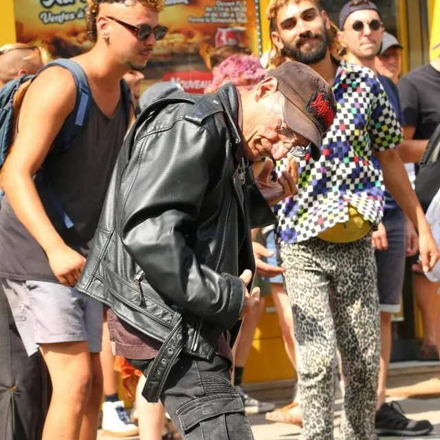 photo les festivaliers comme patrick ont pu déambuler de spectacle en spectacle toute l’après-midi.  ©  ouest-france