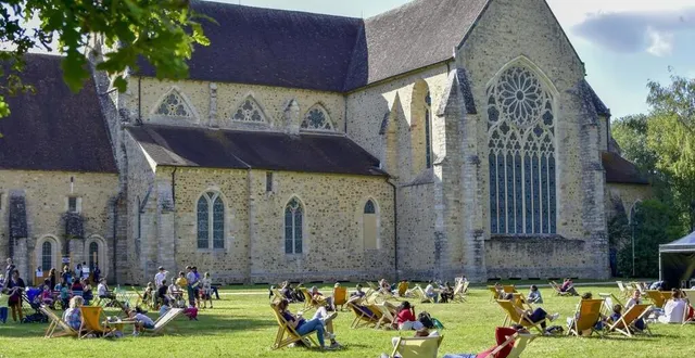 photo  de nombreuses visites et animations sont programmées autour du patrimoine sarthois cet été, comme ici à l’abbaye de l’épau.  &copy;  conseil départemental de la sarthe 