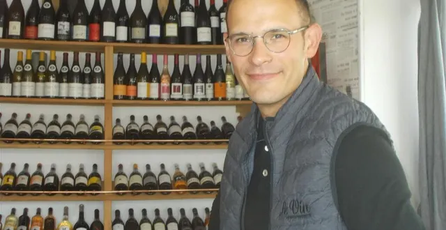 photo  arnaud gauvain est également à l’initiative des « after cave » qui réunissent tous les vendredis 100 à 150 personnes pendant l’été.   &copy;  le maine libre 