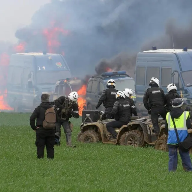 photo la ldh pointe le comportement du peloton motorisé d’intervention et d’interpellation (quads), son « non-respect des ordres », ses tirs « en mouvement proscrits » et ses lancers de grenades « en direction d’une chaine humaine qui protégeait les blessés ».  ©  archives co - marie delage