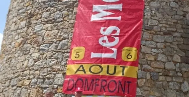 photo  la banderole annonçant les médiévales est installée au carrefour central sur la tour d’alençon.  &copy;  ouest-france 