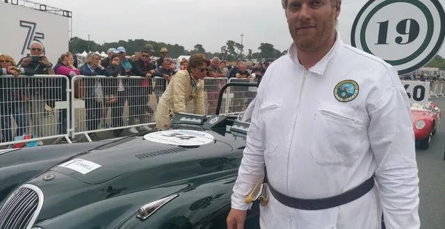 photo  yann fayet assistait deux voitures au le mans classic le week-end du 2 et 3 juillet 2023.  &copy;  ouest-france 